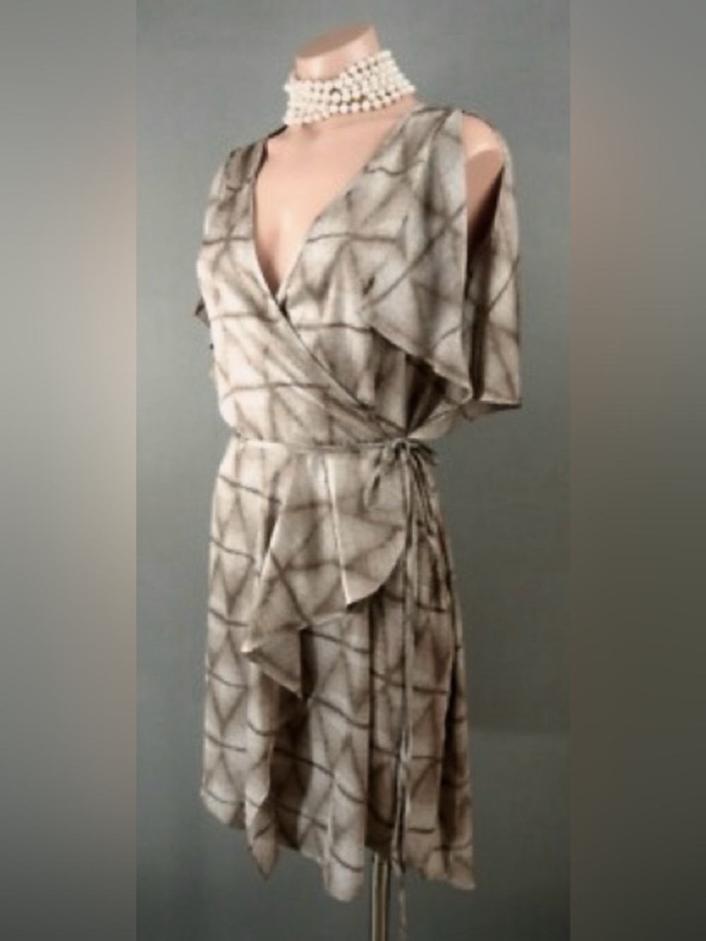 BCBGMaxAzria One-Shoulder Cream Geometric Wrap Dress